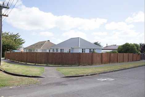 Photo of property in 577 Queen Street East, Levin, 5510