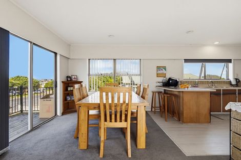 Photo of property in 7 Selwyn Road, Manurewa, Auckland, 2102