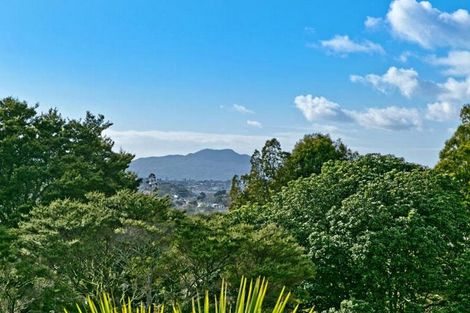 Photo of property in 1/108 Ocean View Road, Northcote, Auckland, 0627