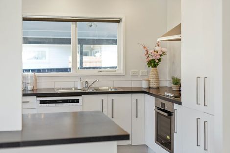 Photo of property in 253 Wellington Road, Wainuiomata, Lower Hutt, 5014