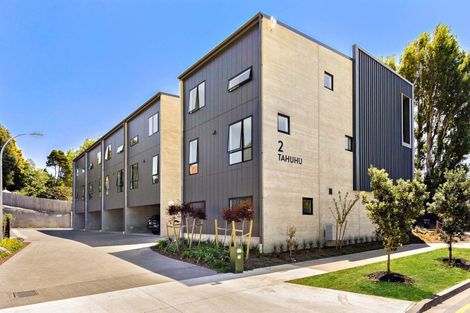 Photo of property in 8/2 Tahuhu Road, Mount Wellington, Auckland, 1062