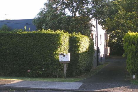 Photo of property in 2/2 Sydney Street, Hauraki, Auckland, 0622