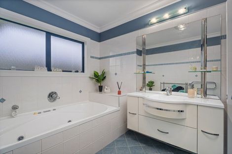 Photo of property in 46 Springbok Avenue, Whitianga, 3510