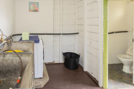 Photo of property in 16 Wellington Street, Enfield, Oamaru, 9491