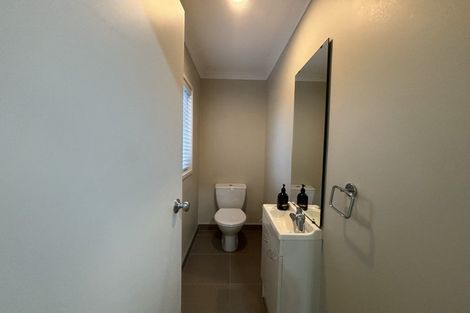 Photo of property in 208 Kyle Road, Greenhithe, Auckland, 0632