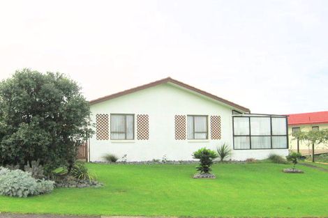 Photo of property in 52b Albatross Road, Red Beach, 0932