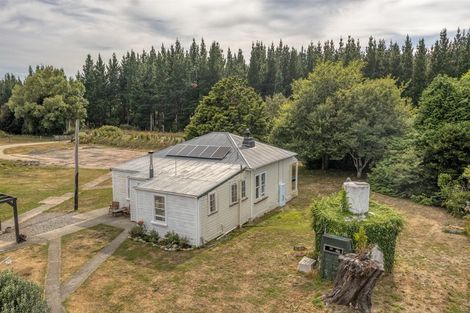 Photo of property in 1609 State Highway 2, Kiriwhakapapa, Masterton, 5881