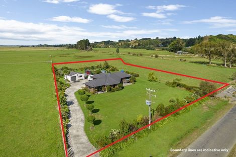 Photo of property in 40 Bell Road West, Halcombe, Feilding, 4777