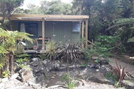 Photo of property in 787 Scenic Drive, Henderson Valley, Auckland, 0612
