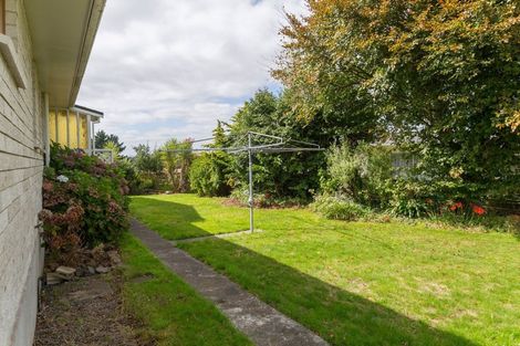 Photo of property in 2 Drummond Street, Dannevirke, 4930