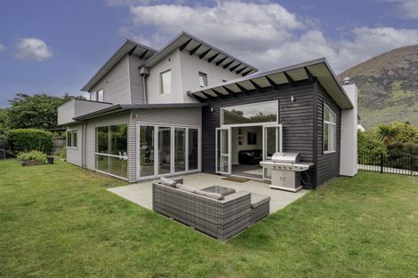 Photo of property in 3 Rere Road, Lake Hayes, Queenstown, 9304