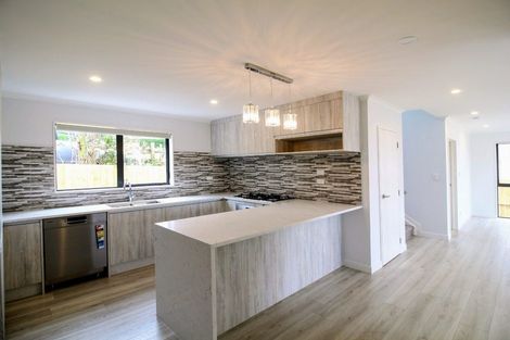 Photo of property in 3a Rothery Road, Hillpark, Auckland, 2102