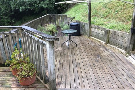 Photo of property in 1/6 Mataroa Avenue, Northland, Wellington, 6012