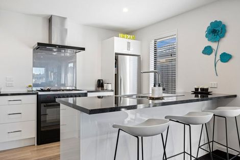 Photo of property in 16 Quinn Crescent, Woodend, 7610