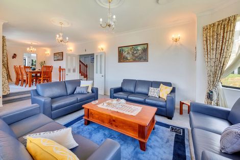 Photo of property in 2 Alcove Place, Totara Heights, Auckland, 2105