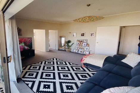 Photo of property in 804 Victoria Street, Parkvale, Hastings, 4122