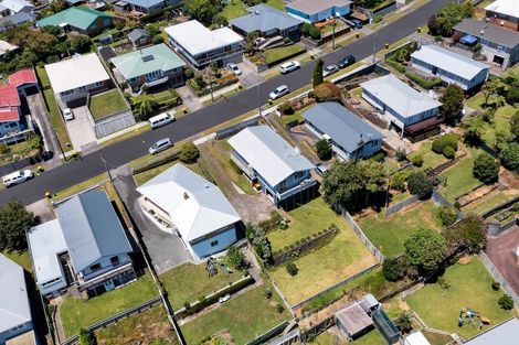 Photo of property in 18 Penrith Street, Westown, New Plymouth, 4310