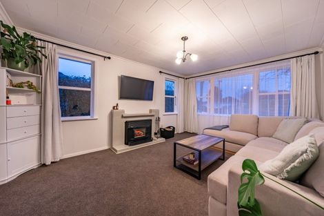 Photo of property in 33 Clyma Street, Elderslea, Upper Hutt, 5018
