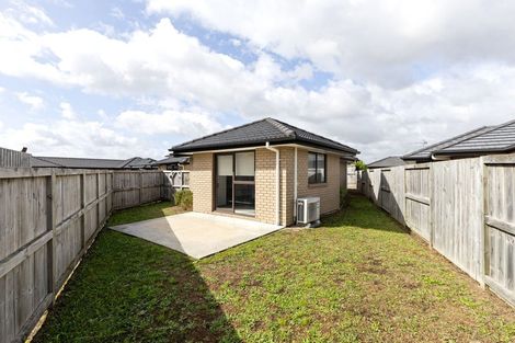 Photo of property in 9 Manawaroa Close, Grandview Heights, Hamilton, 3200