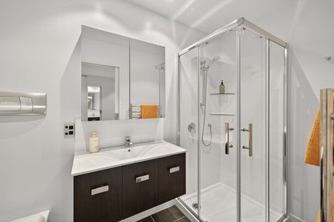 Photo of property in 194 Racecourse Road, Sockburn, Christchurch, 8042