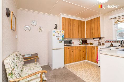 Photo of property in 35 Glen Road, Mornington, Dunedin, 9011