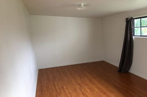 Photo of property in 10 Cairngorm Place, Highland Park, Auckland, 2010