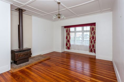 Photo of property in 300 Mackay Street, Thames, 3500