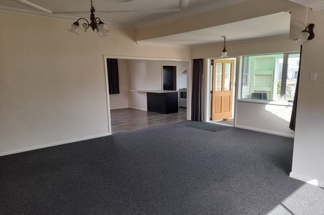 Photo of property in 38 Miro Street, Takaro, Palmerston North, 4410