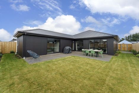 Photo of property in 9 Dallimore Drive, Belfast, Christchurch, 8051