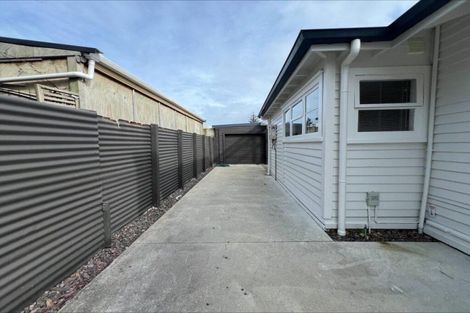 Photo of property in 5 Karaka Street, Castlecliff, Whanganui, 4501
