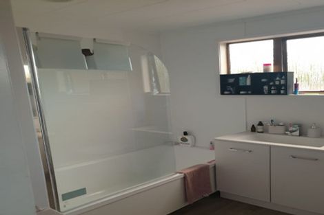 Photo of property in 12 Pohutukawa Place, Ellerslie, Auckland, 1051