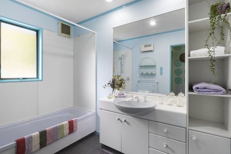 Photo of property in 208 Pembroke Road, Wilton, Wellington, 6012