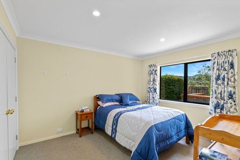 Photo of property in 10 Burnfield Way, Levin, 5510