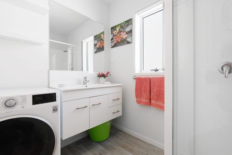 Photo of property in 11 Kamahi Crescent, Papamoa Beach, Papamoa, 3118