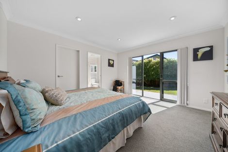 Photo of property in 265 Mark Avenue, Grenada Village, Wellington, 6037