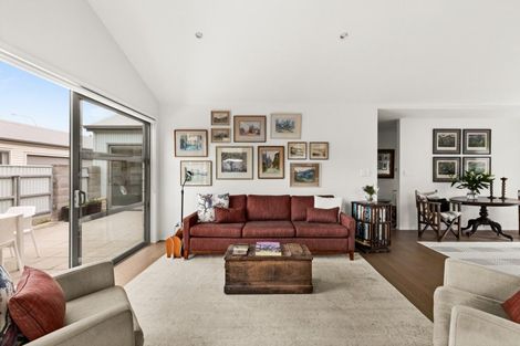 Photo of property in 53 Waghorne Street, Ahuriri, Napier, 4110