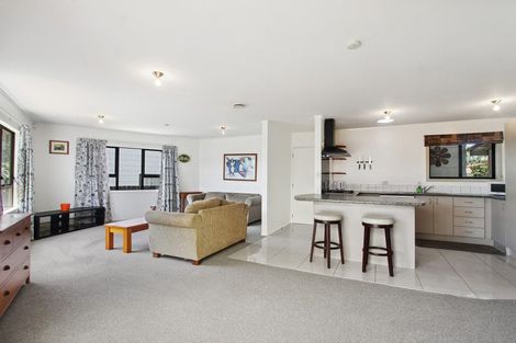 Photo of property in 7 Taihiki Road, Clarks Beach, 2122