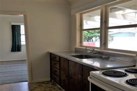 Photo of property in 38 Highbury Drive, Levin, 5510