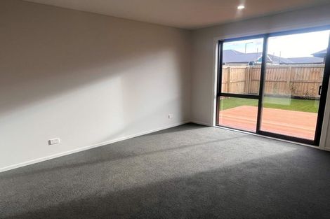 Photo of property in 35 Russell Lilley Drive, Rolleston, 7614