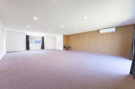 Photo of property in 22 Cypress Grove, Paraparaumu, 5032
