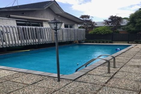Photo of property in 2/44 Meadway, Sunnyhills, Auckland, 2010