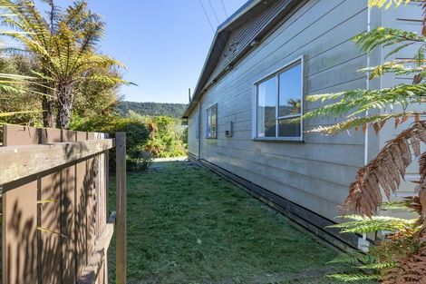 Photo of property in 6 Ward Street, Runanga, 7803