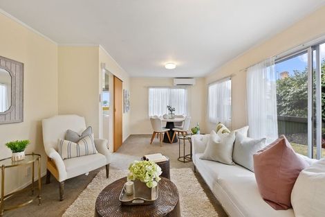 Photo of property in 5/116a Mokoia Road, Chatswood, Auckland, 0626