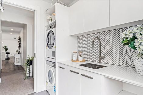 Photo of property in 97 Lisland Drive, Kinloch, Taupo, 3377