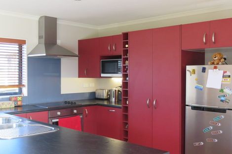 Photo of property in 3b Arapeta Place, Takaka, 7110