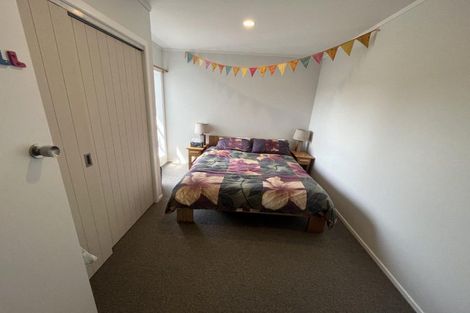 Photo of property in 57 Queens Road, Glen Avon, New Plymouth, 4312