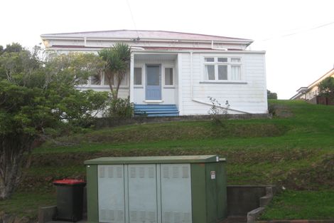 Photo of property in 114 Seatoun Heights Road, Seatoun, Wellington, 6022