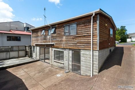 Photo of property in 75 Fruitvale Road, New Lynn, Auckland, 0600