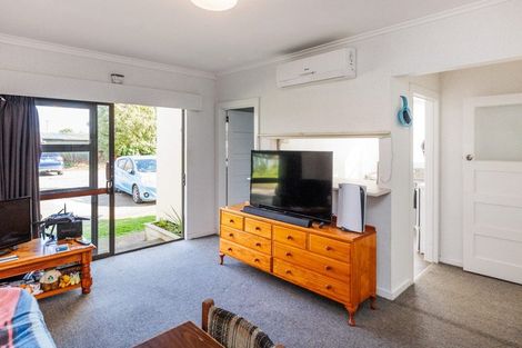 Photo of property in 1/288 College Street, West End, Palmerston North, 4410
