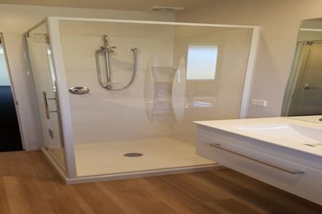 Photo of property in 77 Willowside Place, Amberley, 7410